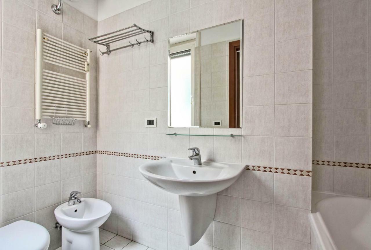 Rent Rooms Filomena E Francesca Rome Exterior photo